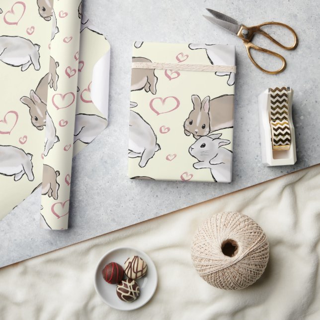 Bunnies with hearts yellow  presentpapper (Hantverk)