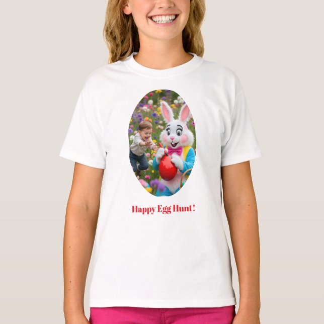 Bunny & Child Photo Oval Frame Easter T Shirt (Framsida)