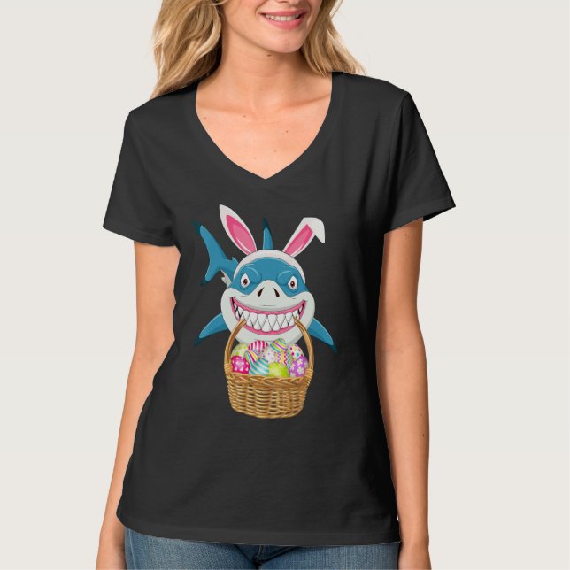 Bunny Ear Shark Påskägg Hunting Shark Påsk T Shirt (Framsida)