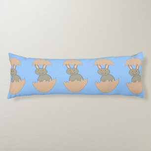 Bunny Hatching från Egg Konstig Body Pillow Kroppskudde