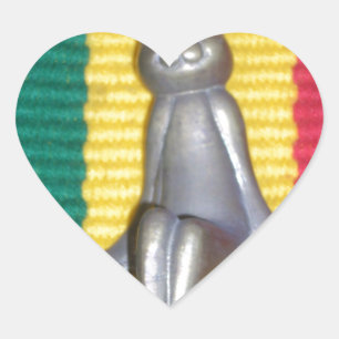 Bunny i Rasta Färg: A Touch of Groovy Art Print Hjärtformat Klistermärke
