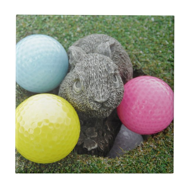 Bunny med rosa blue gult-ägg kakelplatta (Framsidan)