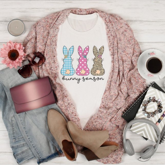 Bunny Season Påsk T Shirt (Skapare uppladdad)