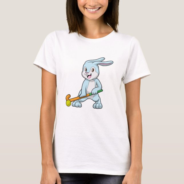 Bunny vid Fält hockey med Hockey stick T Shirt (Framsida)