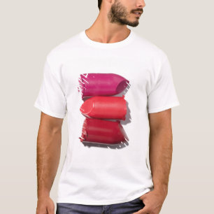 Bunt av bruten läppstift tee