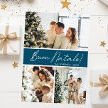 Buon Natale Photo Collage Julkort<br><div class="desc">Det här fantastiska 3-fotokortet med "Buon Natale!" i ett modernt typsnitt och din familj namn och år i ett rent, skarpt, traditionellt typsnitt, både i vitt på teal med en matchande baksida, är perfekt att skicka till din familj och dina vänner. Alla kommer att få nya bilder av din familj...</div>