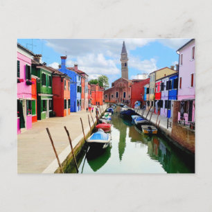 Burano, Italien, italienska färghus och båtkanal Vykort