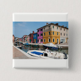 Buranos färgader knapp