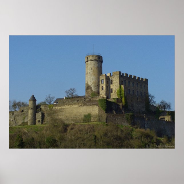 Burg Pyrmont Poster (Framsidan)