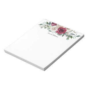 Burgunday och Vit ros Blommigt med ditt namn Anteckningsblock