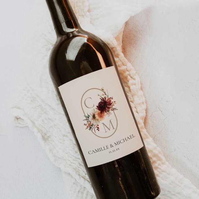 Burgunder Blommig Bröllopsvin Etikett (Fall Burgundy Floral Wedding Monogram)