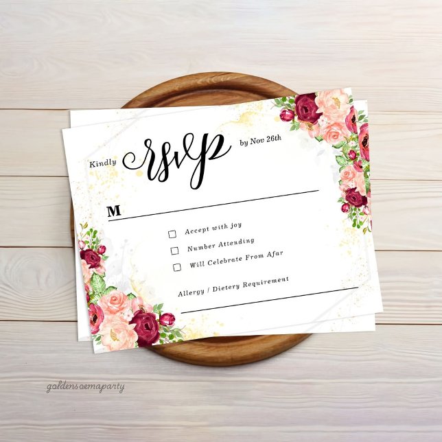 Burgunder Blommig Guld Polygon Geometri Bröllop OSA Kort (Burgundy Floral Gold Polygonal Geometric Wedding RSVP card)