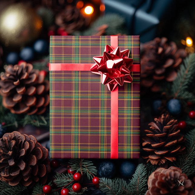 Burgunder, grön och gul Plaid – Traditionell Presentpapper (Skapare uppladdad)