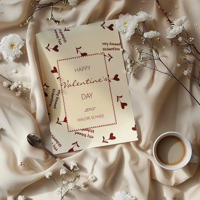 Burgunder skript hjärtan på kräm - Alla hjärtans m Julkort (Skapare uppladdad)