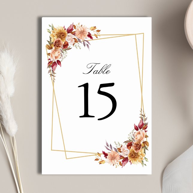 Burgunderröd akvarellblomma geometrisk bröllop bordsnummer (Burgundy floral table numbers add elegant style and help guests find their seats.)