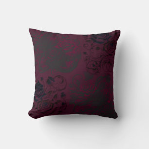 Burgundy & Black Dark Garden Goth Glamour Kudde