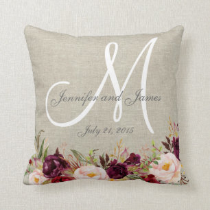 Burgundy Blommigt Beige Linen Monogram Bröllop Kudde