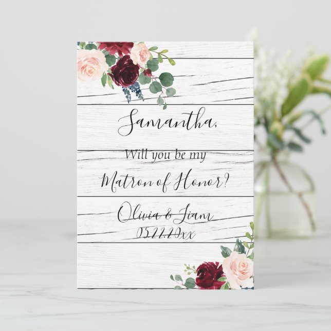 Burgundy Blommigt Elegant Rustic Matron of Honor Inbjudningar (Stående Fram)