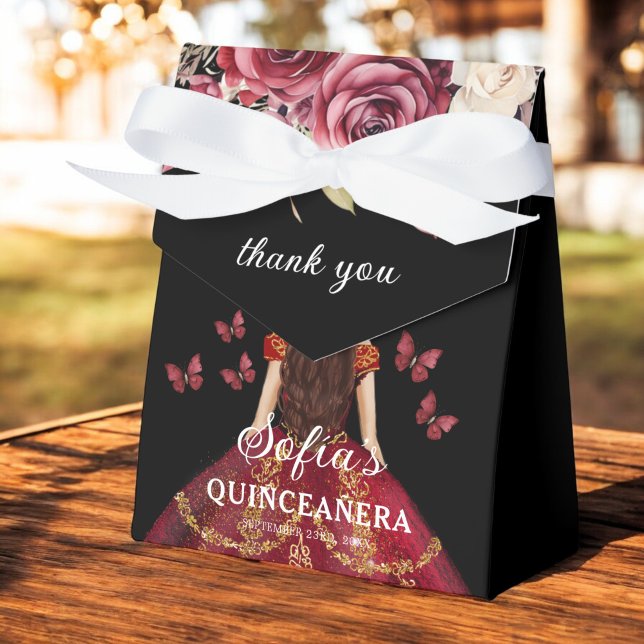 Burgundy Blommigt Quinceañera Butterflies Presentaskar (Skapare uppladdad)