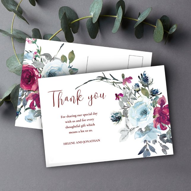 Burgundy Blommigt Rustic Bröllop Tack Vykort (Burgundy Floral Rustic Wedding Thank You Postcard)