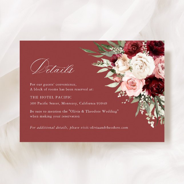 Burgundy Blush Pink Floral Wedding Hotel Details Tilläggskort (Burgundy blush pink floral wedding details card rose hotel information insert elegant stationery)