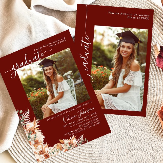 Burgundy Boho Floral Photo Graduation Announcement Meddelande (Skapare uppladdad)