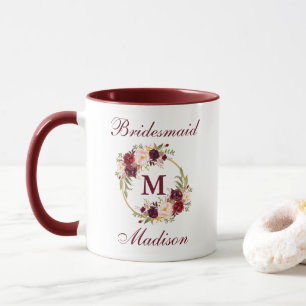 Burgundy cirklar blom- guld brudtärnamonogramen mugg