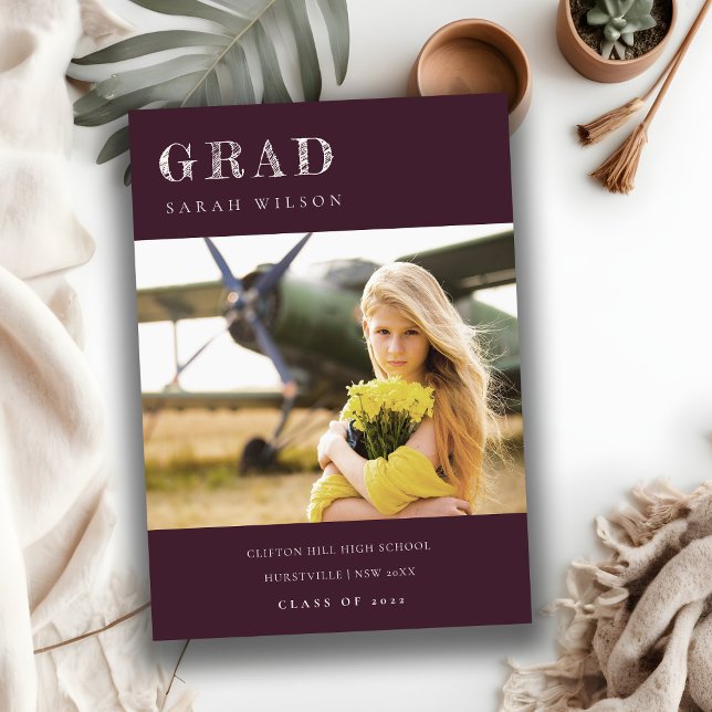 Burgundy Clean Minimal Clean Photo Studenten Inbjudningar (Skapare uppladdad)