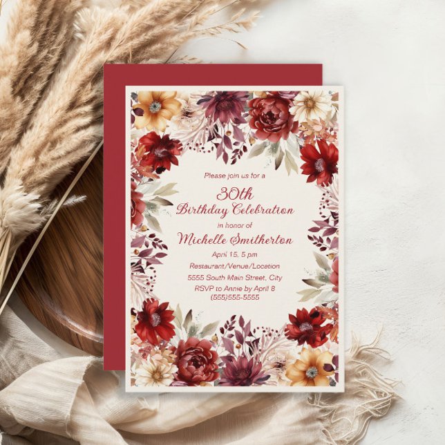 Burgundy Cream Watercolor Blommigt 30års födelseda Inbjudningar (Elegant burgundy and cream floral 30th birthday party invitation)