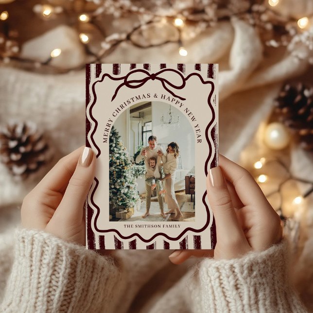 Burgundy Elegant Bow Photo Christmas Julkort (Skapare uppladdad)