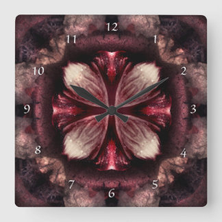 Burgundy Fractal Clock Fyrkantig Klocka
