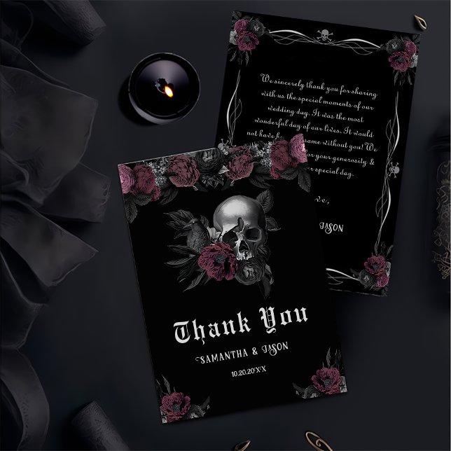 Burgundy Gothic Blommigt Skull Halloween Bröllop Tack Kort (Skapare uppladdad)
