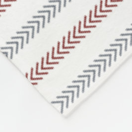Burgundy & Grått Thin Chevron Rand Fleecefilt