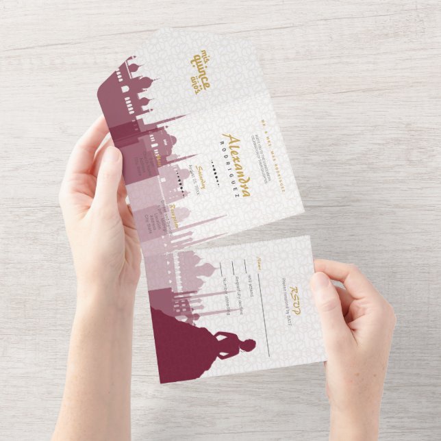 Burgundy & Guld Arabian Quinceañera (Avrivbar del)