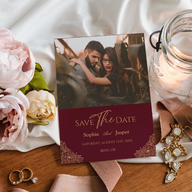 Burgundy Guld Blommigt Photo Save Date Card Spara Datumet (Skapare uppladdad)