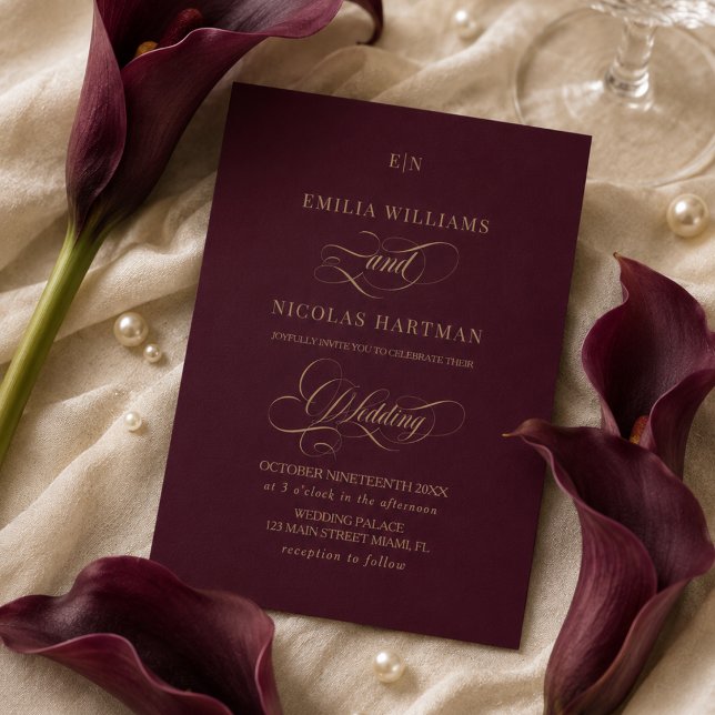 Burgundy Guld Monogram Bröllop Inbjudningar (Skapare uppladdad)