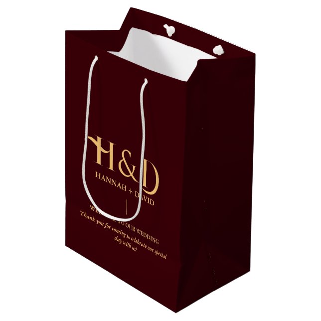 Burgundy & Guld Monogram Bröllops Välkomstpresent  (Framsidan Vinklad)