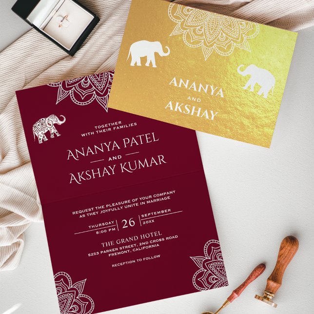 Burgundy Henna Elephant Indian Bröllop Guld Folierat Kort (Skapare uppladdad)