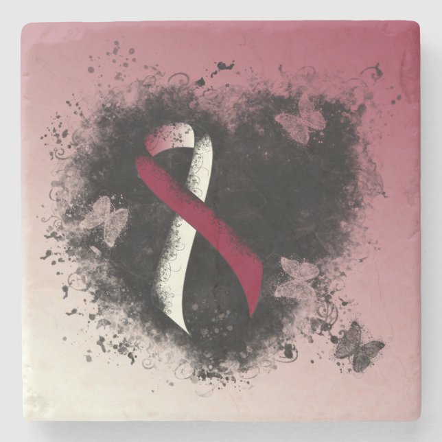 Burgundy och Ivory Ribbon Grunge Heart Stenunderlägg (Framsidan)