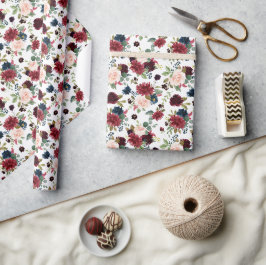 Burgundy och Navyblå Akvarell Blommönster Presentpapper