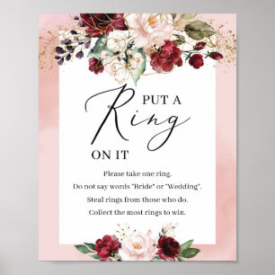 Burgundy och rosa blommigt satte ett ring på det. poster