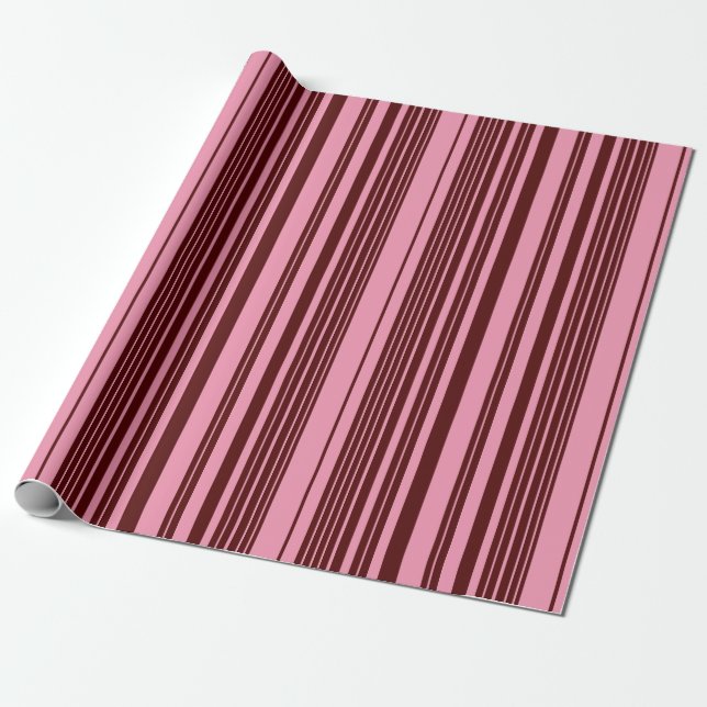 Burgundy och rosa randigt mönster  presentpapper (Utrullad)