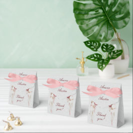 Burgundy- och vita ballonger och Lanternor på Gråt Presentaskar