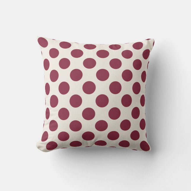 Burgundy och White Ivory Polka Dot Kudde (Framsida)
