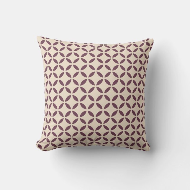 Burgundy off-White Flower Petal Geometric Mönster Kudde (Framsida)