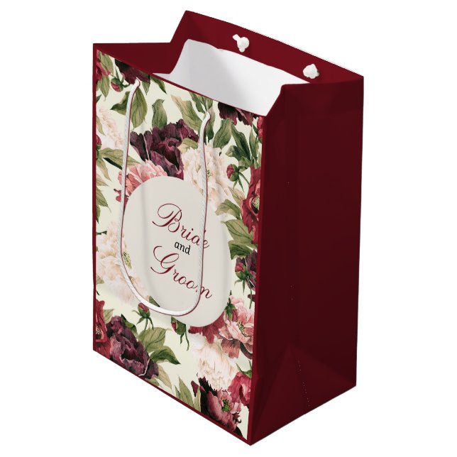 Burgundy &  Peony Bouquet Favor Bag (Framsidan Vinklad)