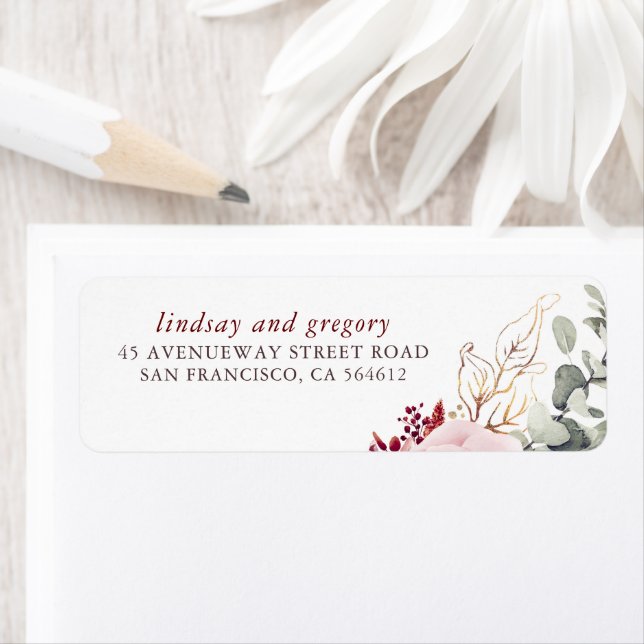 Burgundy Red Earthy Shades Blommigt Elegant Returadress Etikett (Insitu)