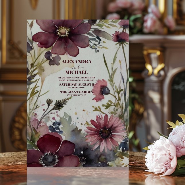 Burgundy Red  Greenery Bröllop Inbjudningar (Skapare uppladdad)