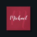 Burgundy Red personlig Monogram och Namn Canvastryck<br><div class="desc">Personlig Monogram och Family Namn Gift med namn i det vita, moderna skripttypsnittet stil och monogram i det ljusburgundröd, moderna skripttypsnittet stil som bakgrund på burgundröd bakgrund.</div>