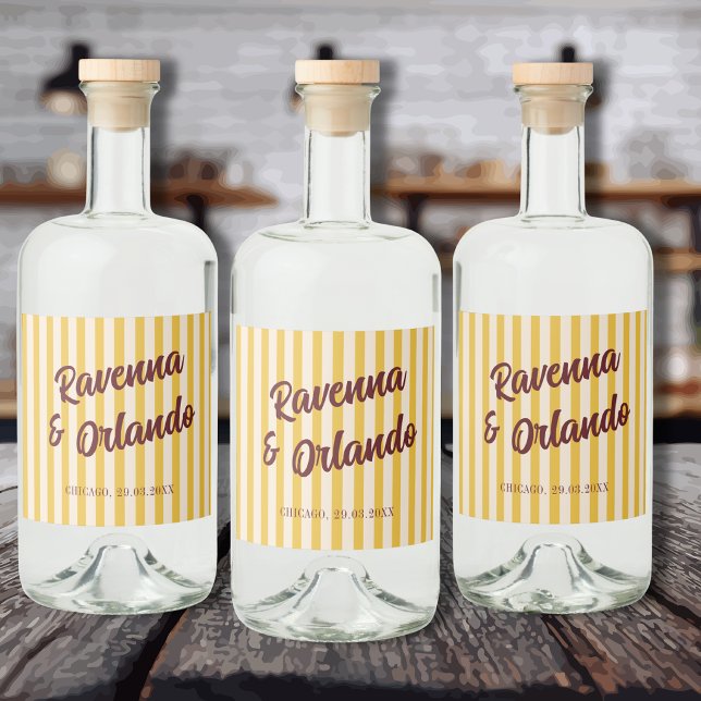 Burgundy Retro Dämpad Nyans Persika Rand Bröllop Spritflaskor Etikett (Skapare uppladdad)
